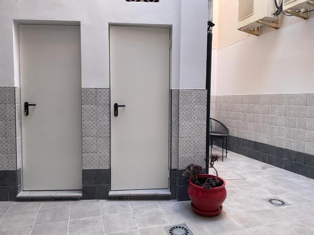 Apartamentos Sol Y Luna La Línea de la Concepción Εξωτερικό φωτογραφία